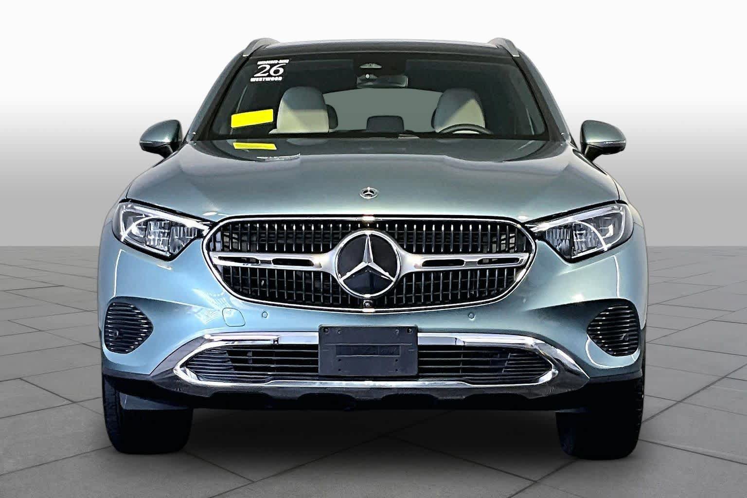 Used 2026 Mercedes-Benz GLC 300 4MATIC image 4