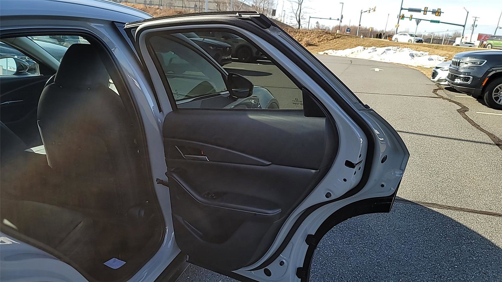 New 2025 MAZDA CX-30 AWD 2.5 S w/ Select Sport Pkg image 10