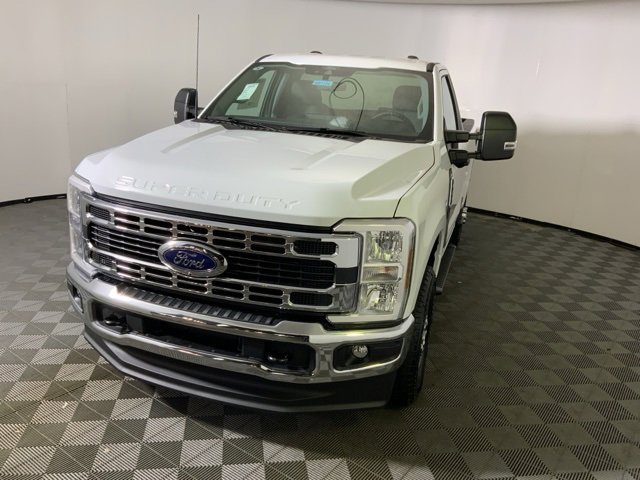 New 2025 Ford F350 XLT w/ 360-Degree Camera Package image 4