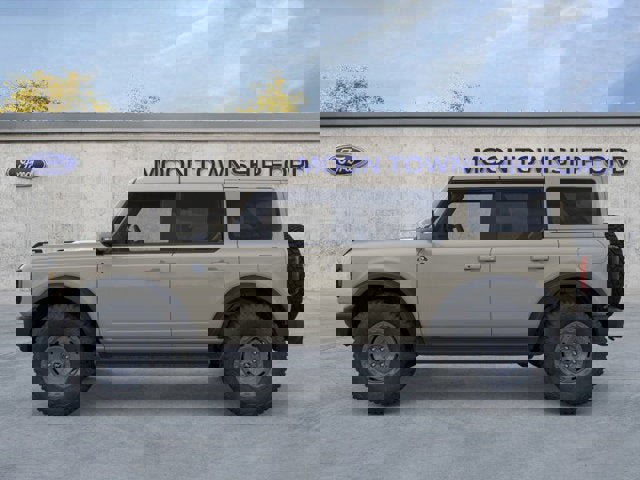 New 2025 Ford Bronco Outer Banks w/ Sasquatch Package image 3
