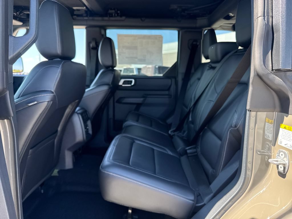 New 2026 Ford Bronco Outer Banks AWD/4WD image 13