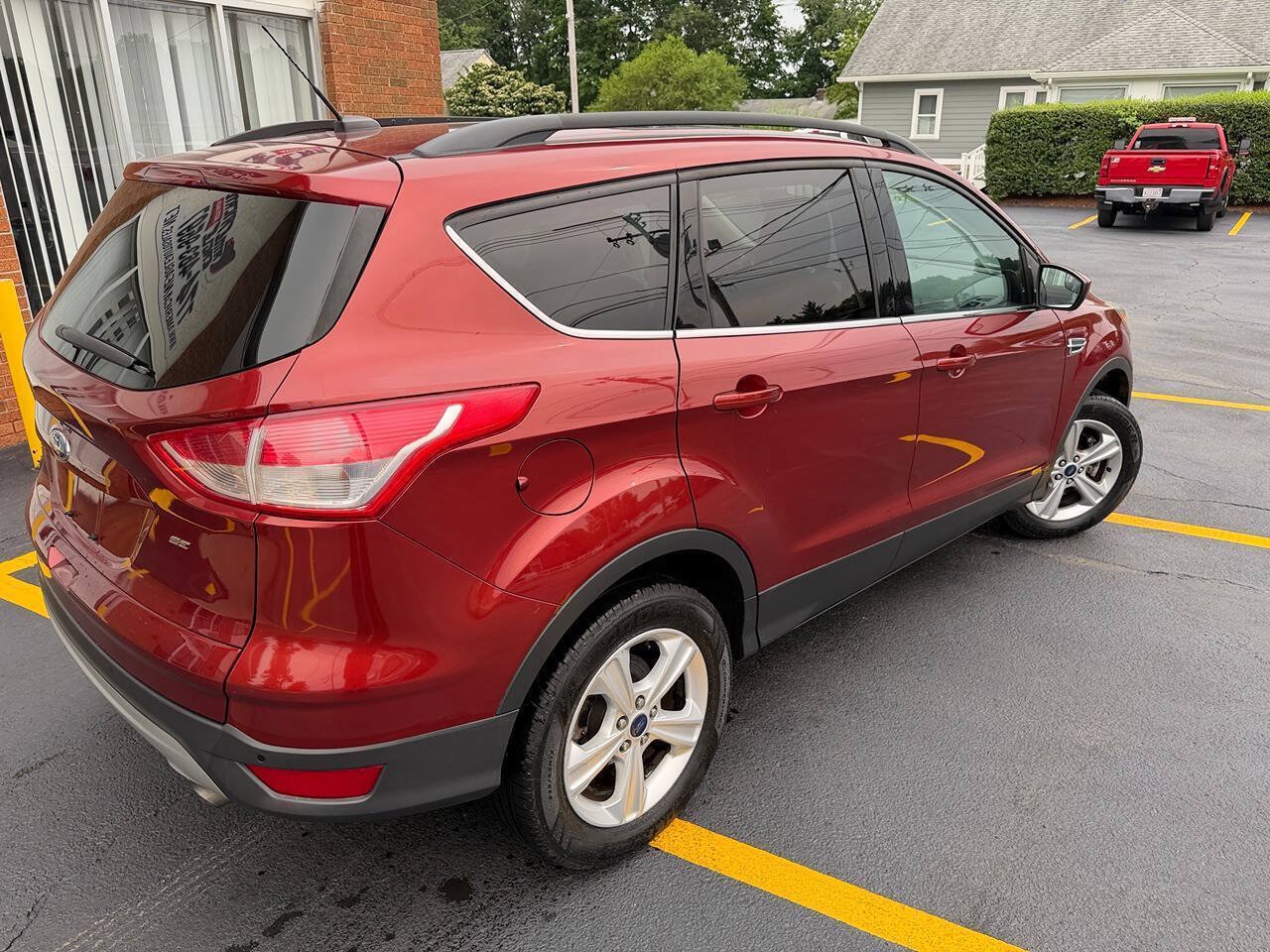 Used 2016 Ford Escape SE w/ Equipment Group 201A AWD/4WD image 7