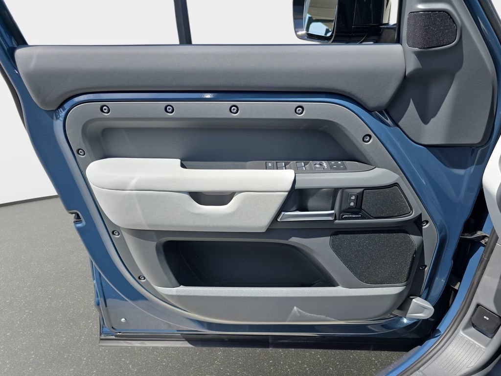 New 2026 Land Rover Defender 110 S AWD/4WD image 27