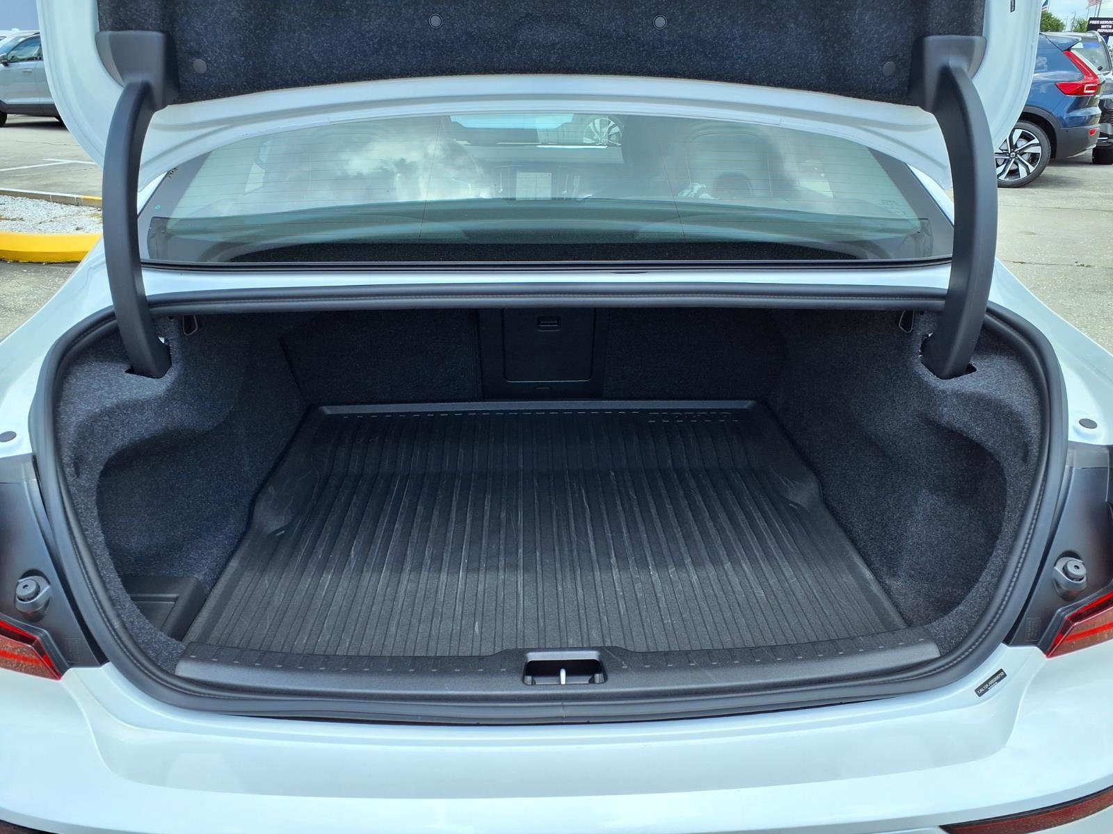 Certified 2025 Volvo S60 B5 Core w/ Protection Package Premier FWD image 19