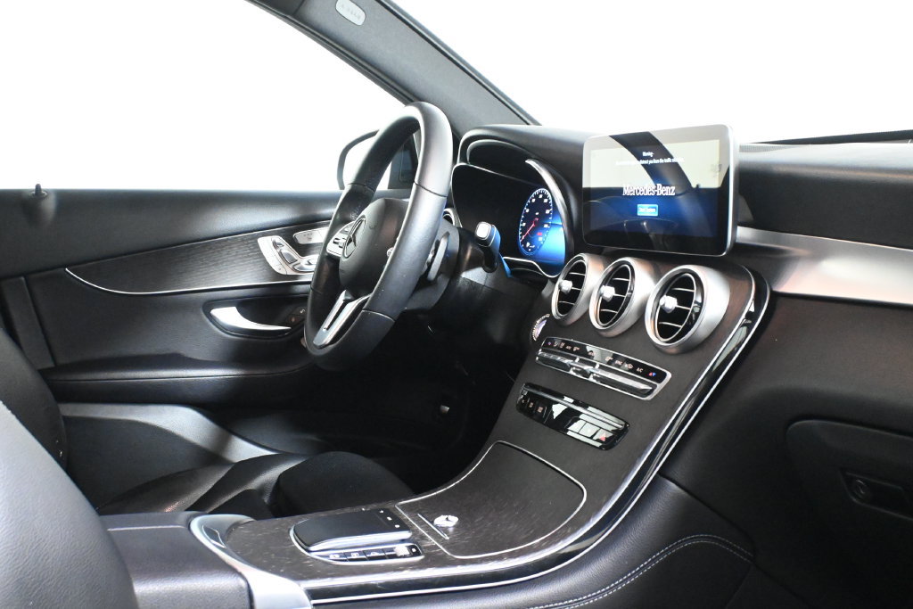 Certified 2021 Mercedes-Benz GLC 300 4MATIC image 33