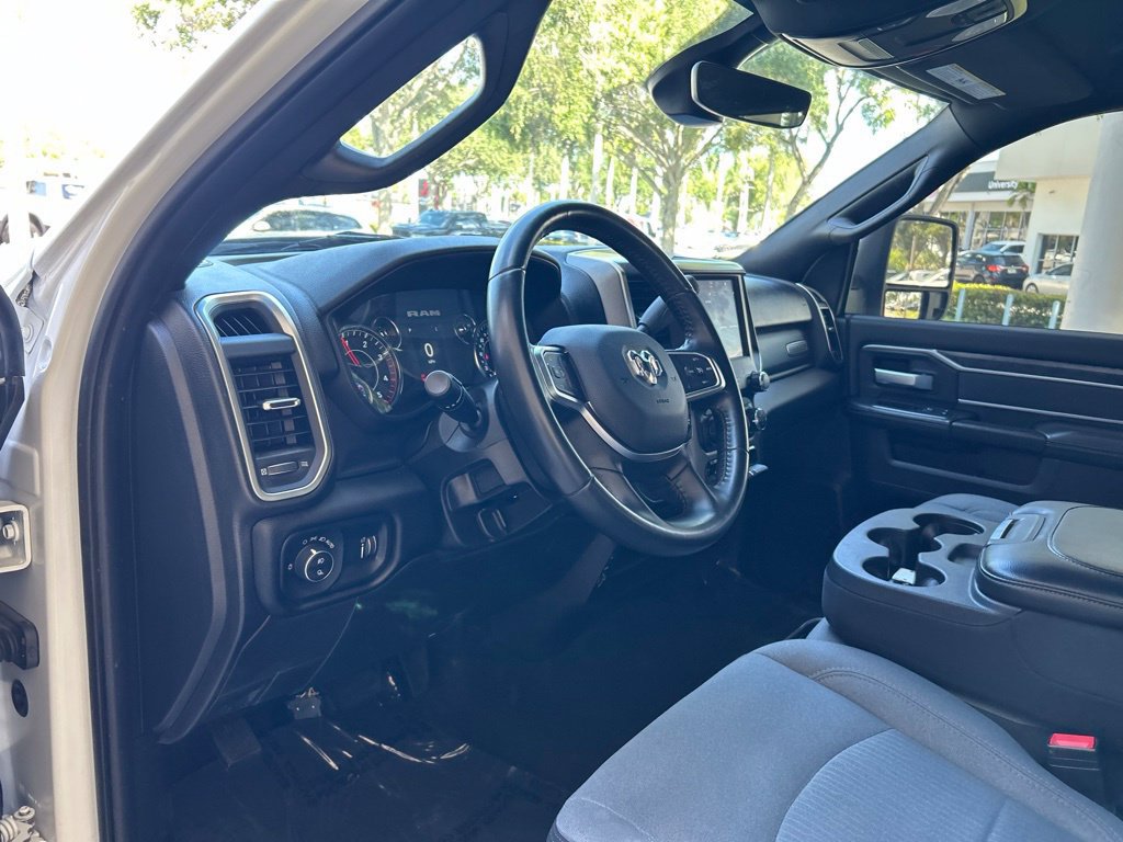Used 2024 RAM 3500 Big Horn AWD/4WD image 7