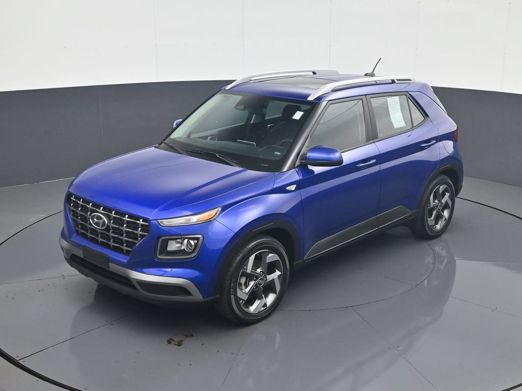 Certified 2024 Hyundai Venue SEL FWD image 14