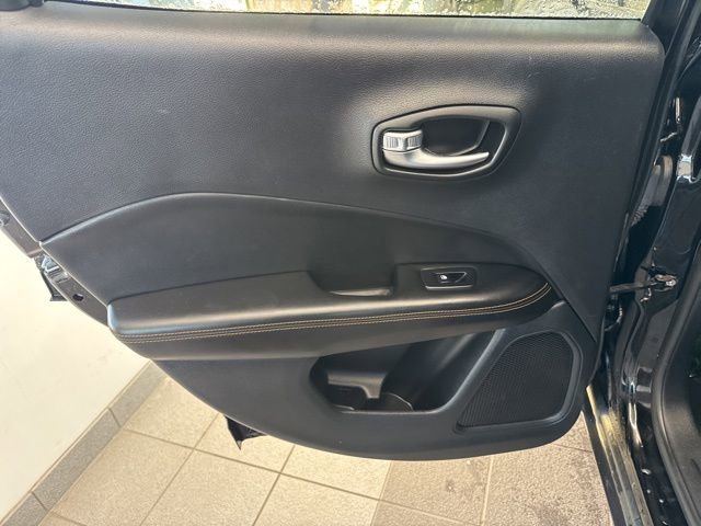 Used 2021 Jeep Compass Limited image 12