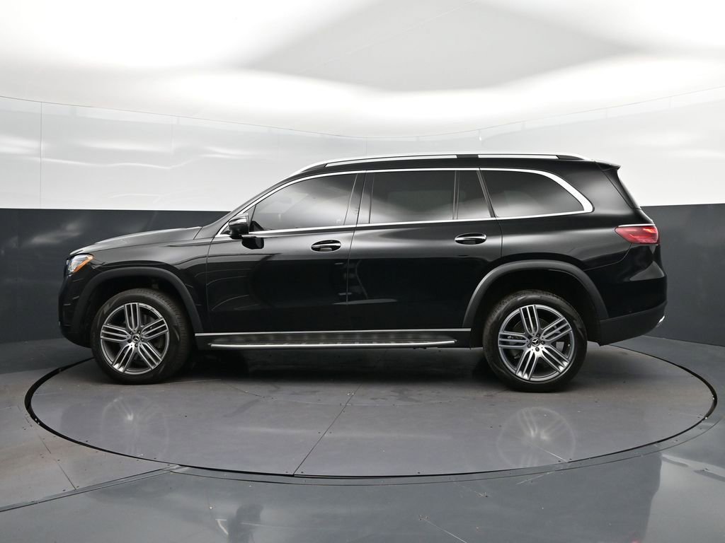 Used 2025 Mercedes-Benz GLS 450 4MATIC image 4