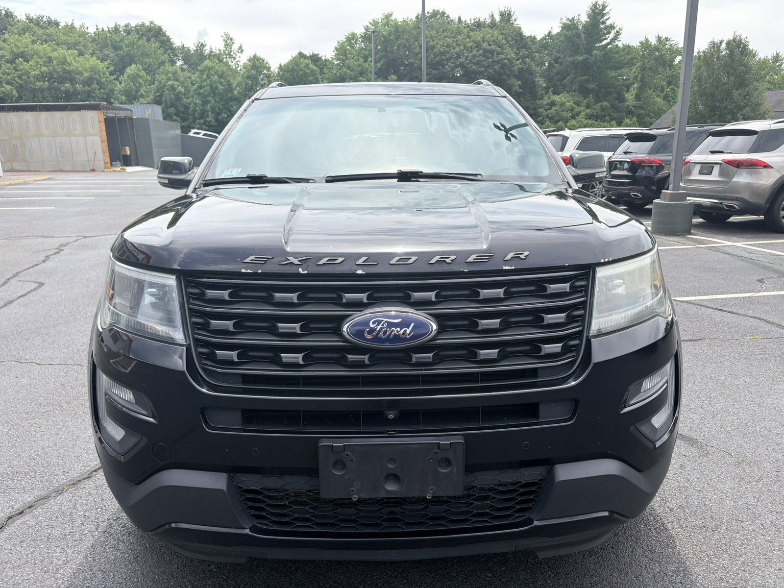 Used 2016 Ford Explorer Sport w/ Equipment Group 401A AWD/4WD image 2