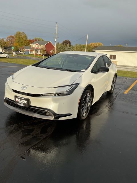 New 2026 Toyota Prius XLE image 3