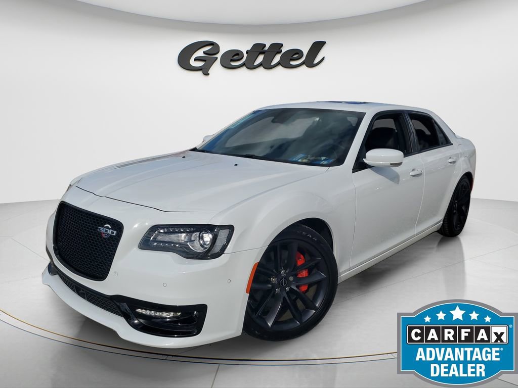 Used 2023 Chrysler 300 C image 10