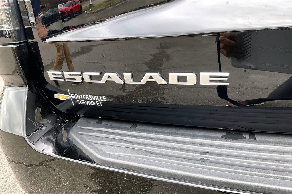 Used 2025 Cadillac Escalade Sport w/ Touring Package image 8