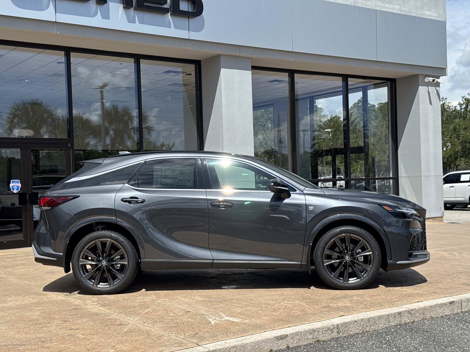 New 2026 Lexus RX 350 F Sport AWD/4WD image 2