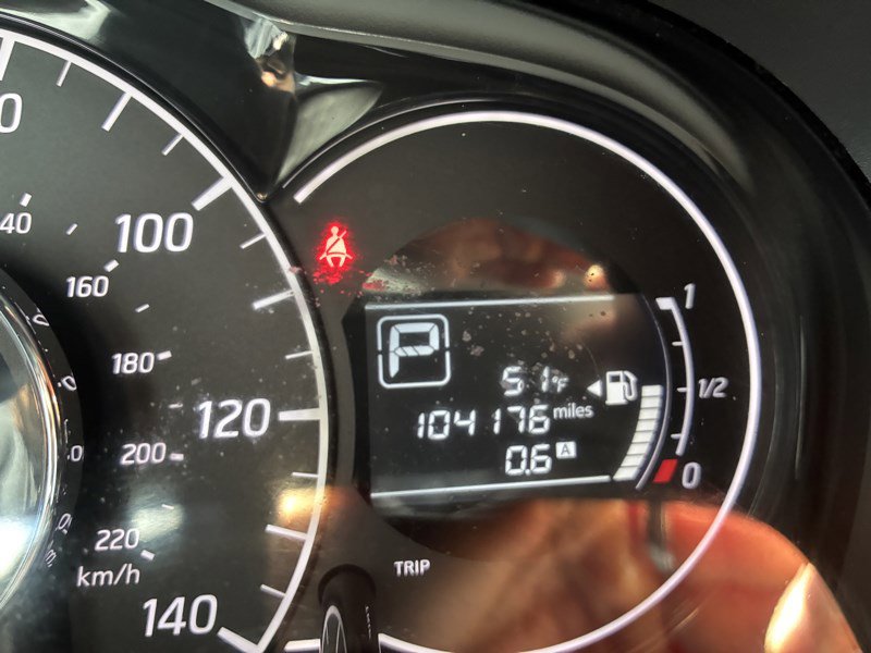 Used 2016 Nissan Versa Note SR w/ SR Tech Package FWD image 8