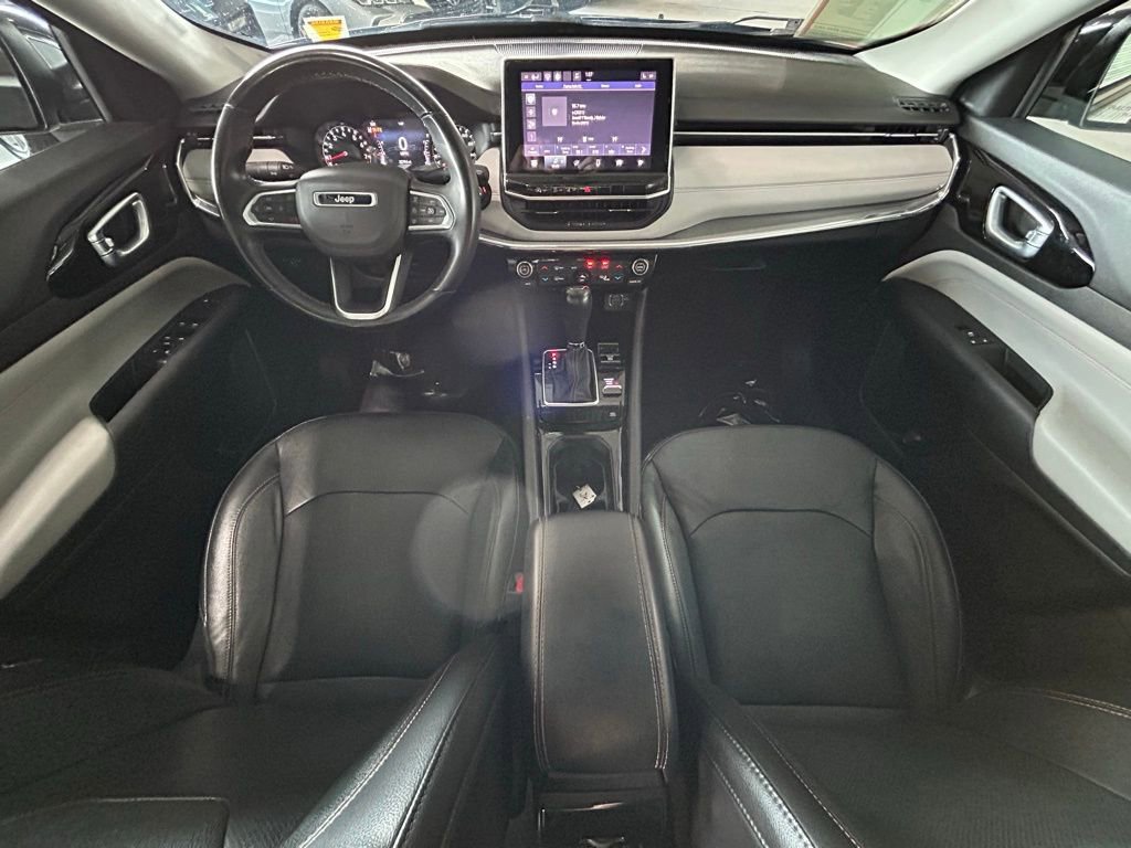 Used 2022 Jeep Compass Limited image 35