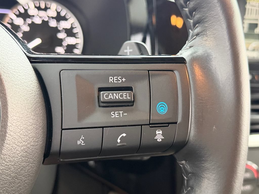 Certified 2024 Nissan Pathfinder SL FWD image 24