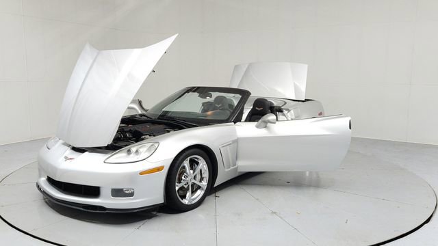 Used 2010 Chevrolet Corvette Grand Sport w/ Preferred Equipment Group image 9