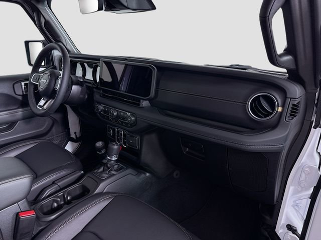 New 2025 Jeep Wrangler Sahara image 27
