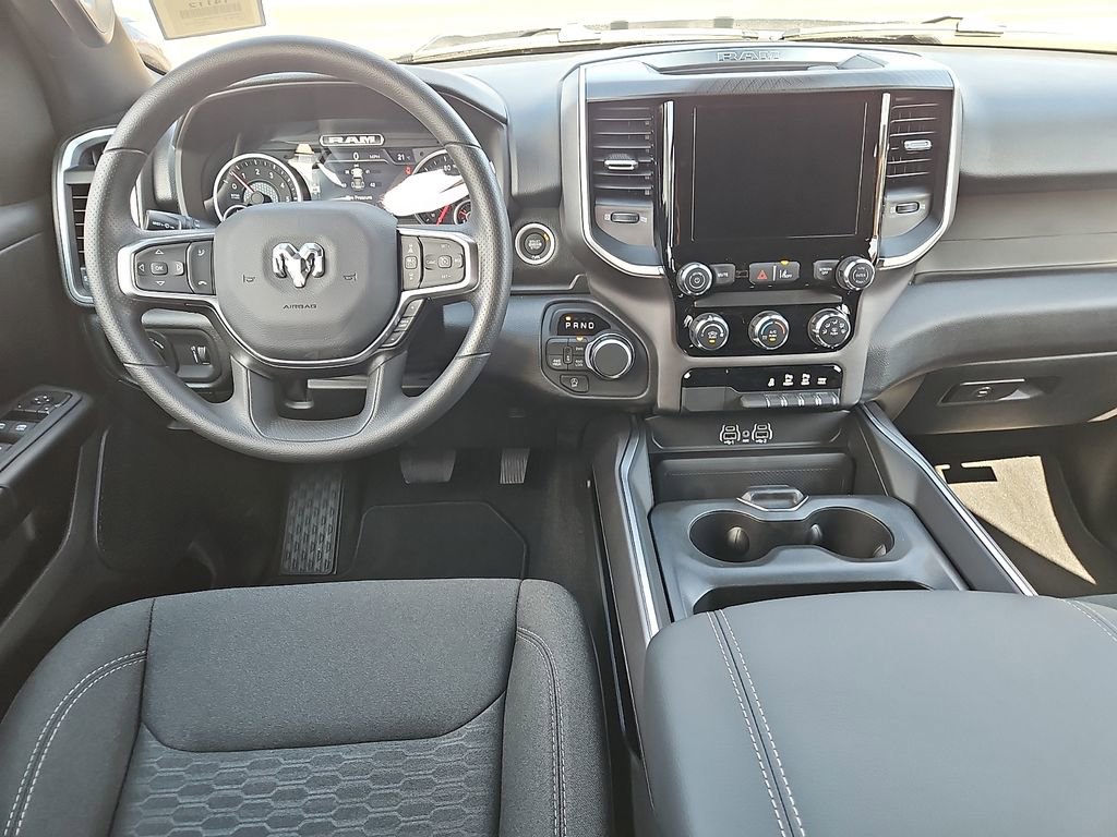 New 2026 RAM 1500 Express AWD/4WD image 12