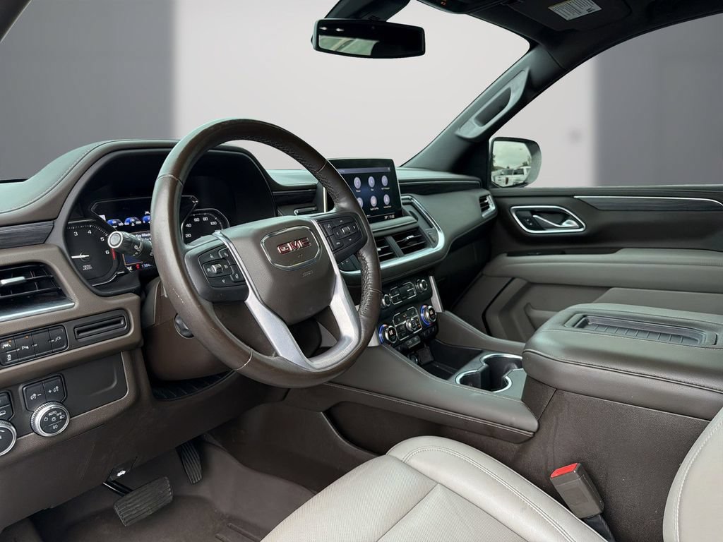 Used 2021 GMC Yukon SLT w/ SLT Premium Package AWD/4WD image 13