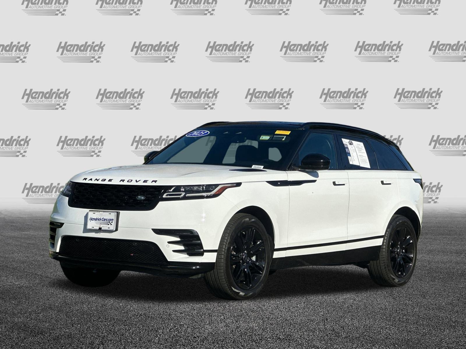 Used 2023 Land Rover Range Rover Velar R-Dynamic S image 9