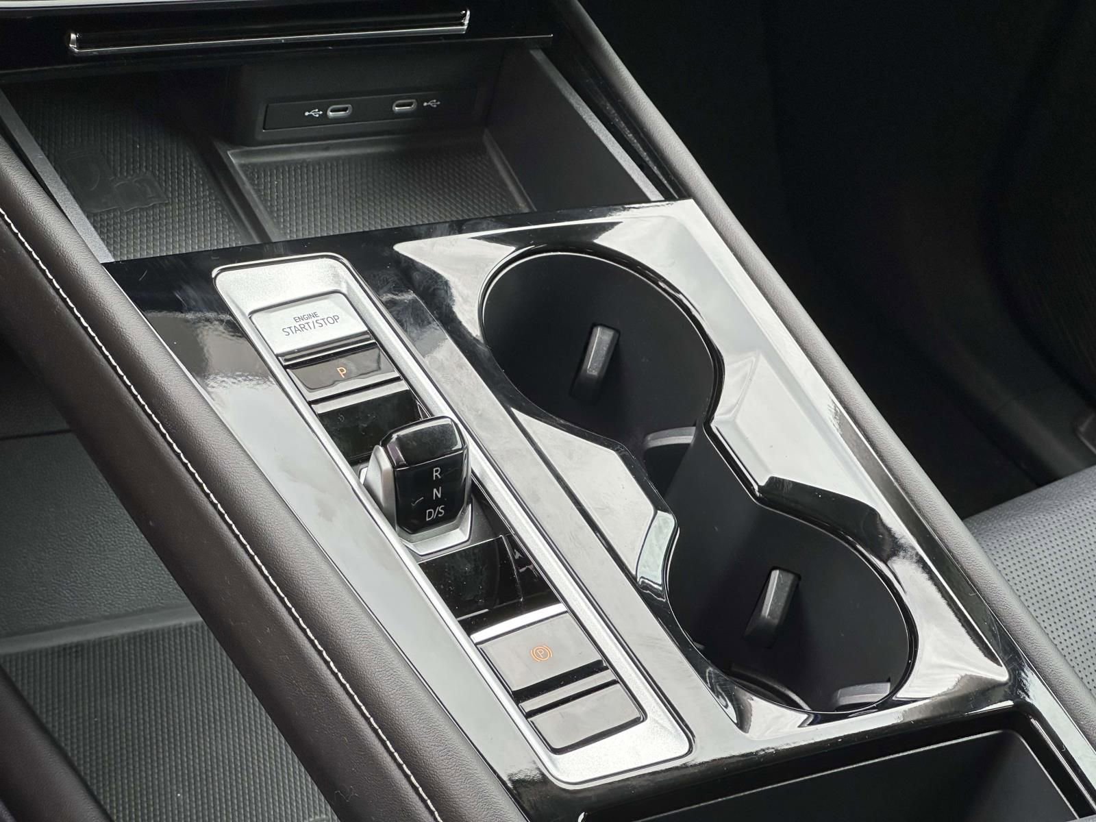 Certified 2024 Volkswagen Atlas SEL image 20