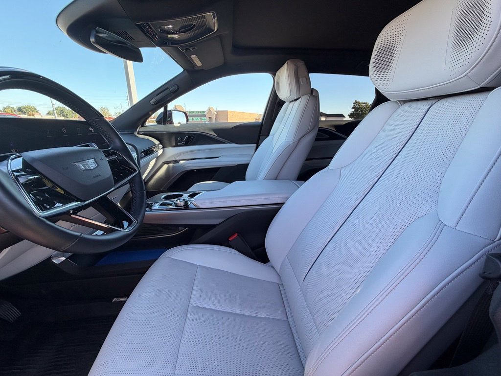 Certified 2024 Cadillac Lyriq Sport w/ LPO, Floor Liner Package AWD/4WD image 30