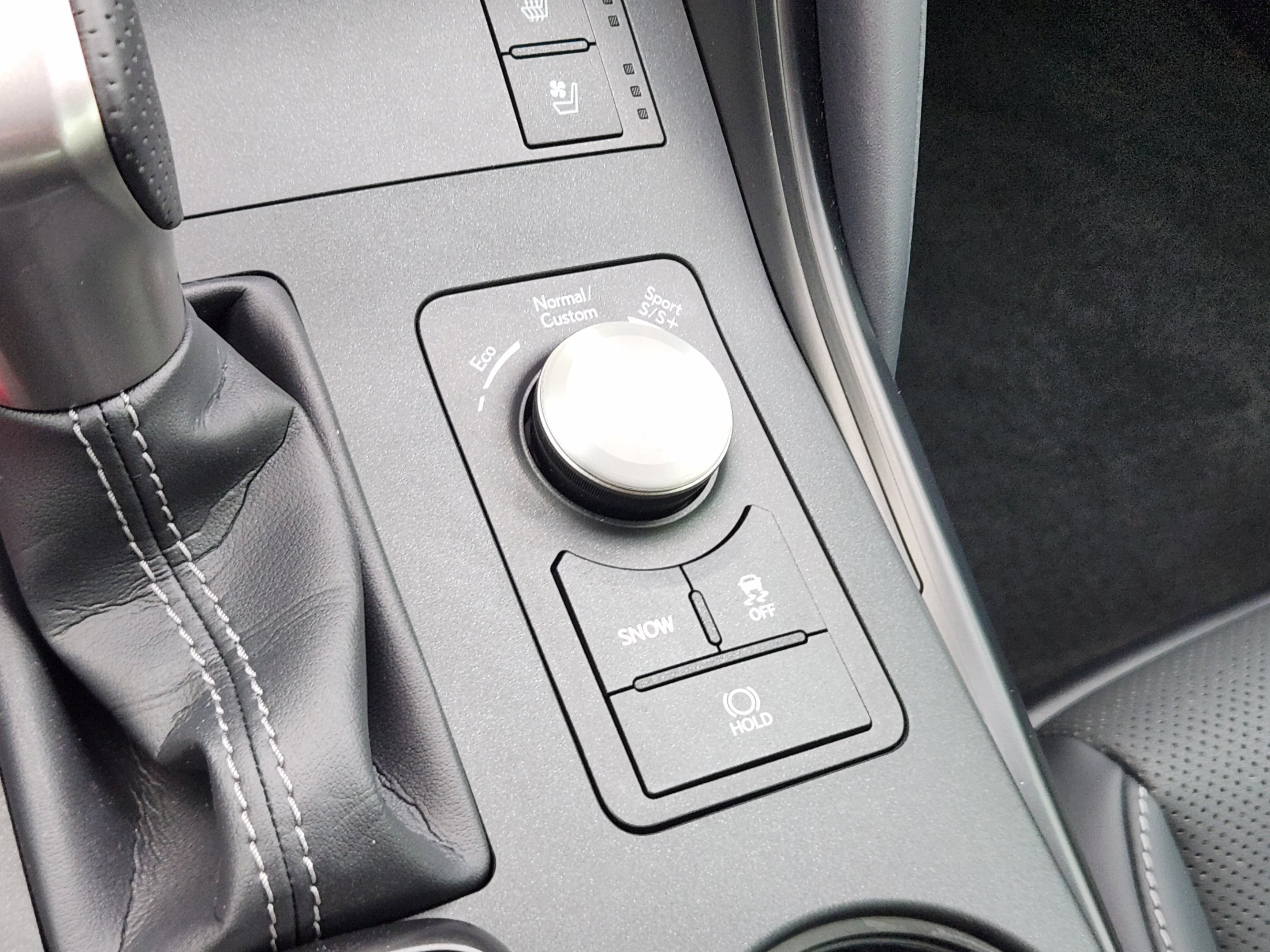 Used 2024 Lexus IS 350 F Sport RWD image 15
