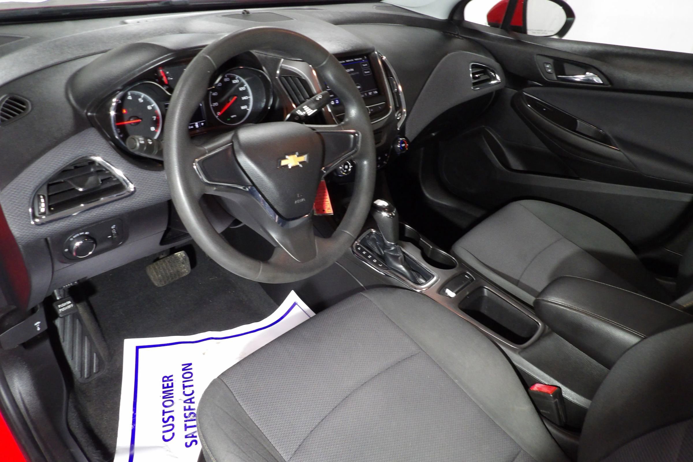 Used 2019 Chevrolet Cruze LS FWD image 7