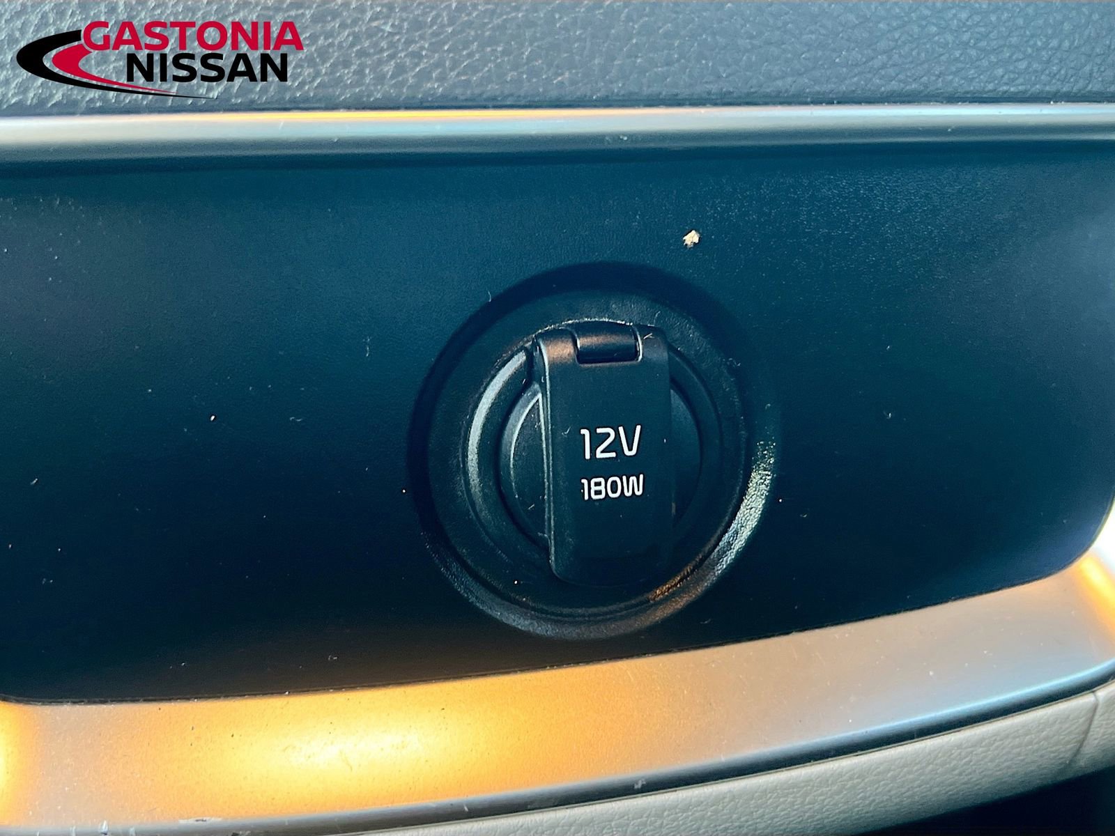 Used 2024 Kia Carnival LX image 33