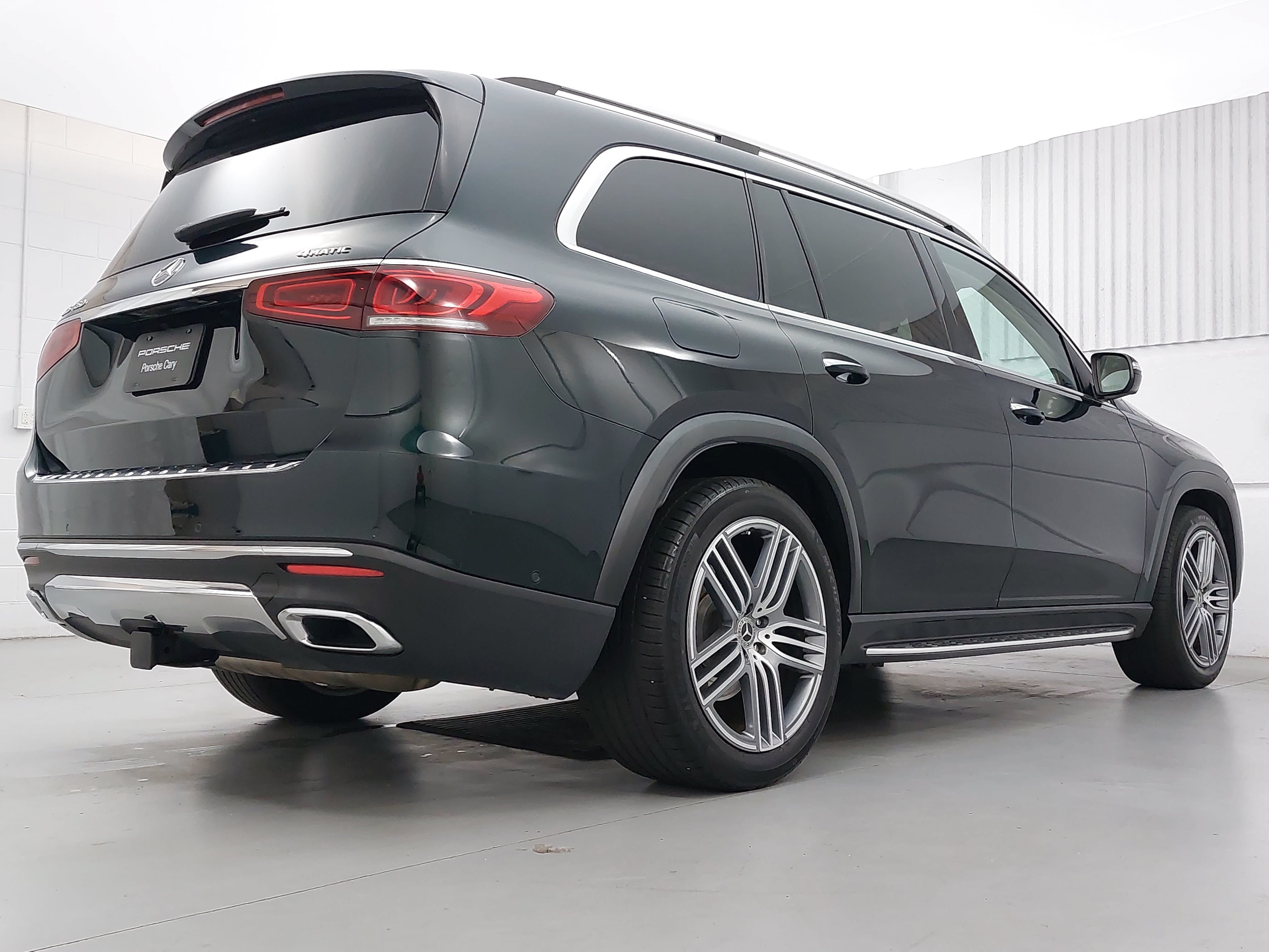 Used 2020 Mercedes-Benz GLS 450 4MATIC image 7