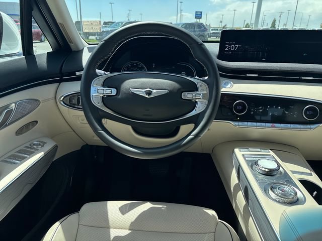 Used 2025 Genesis GV70 2.5T w/ Advanced Package AWD/4WD image 13