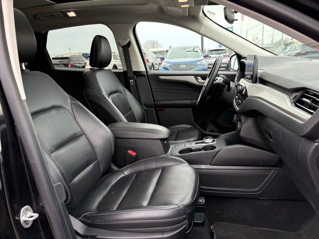 Used 2021 Ford Escape SEL image 9