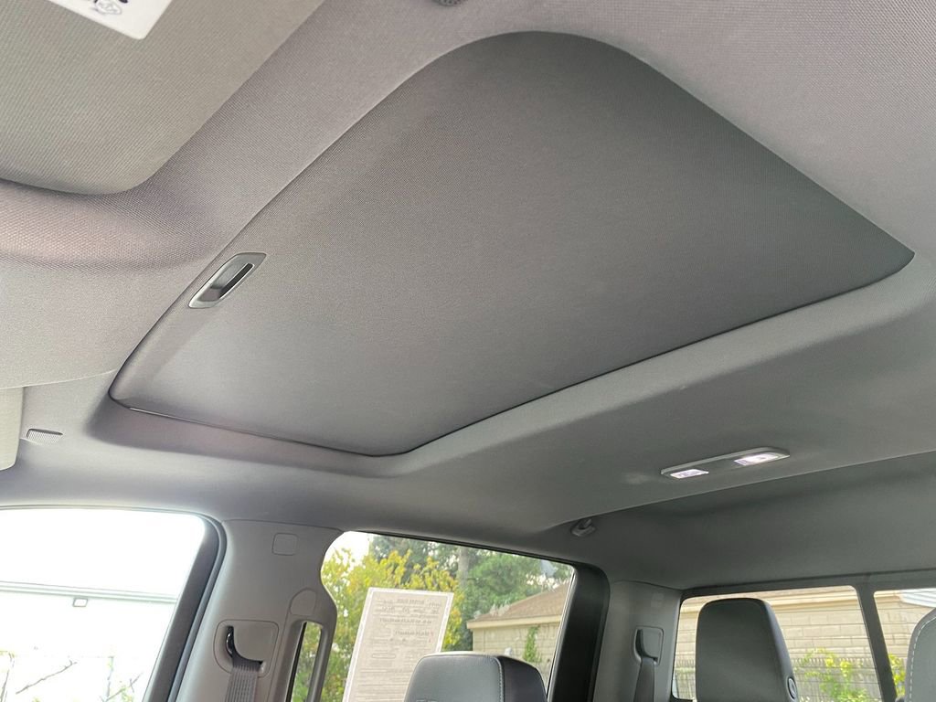 Used 2019 GMC Sierra 1500 Denali w/ Driver Alert Package II AWD/4WD image 24