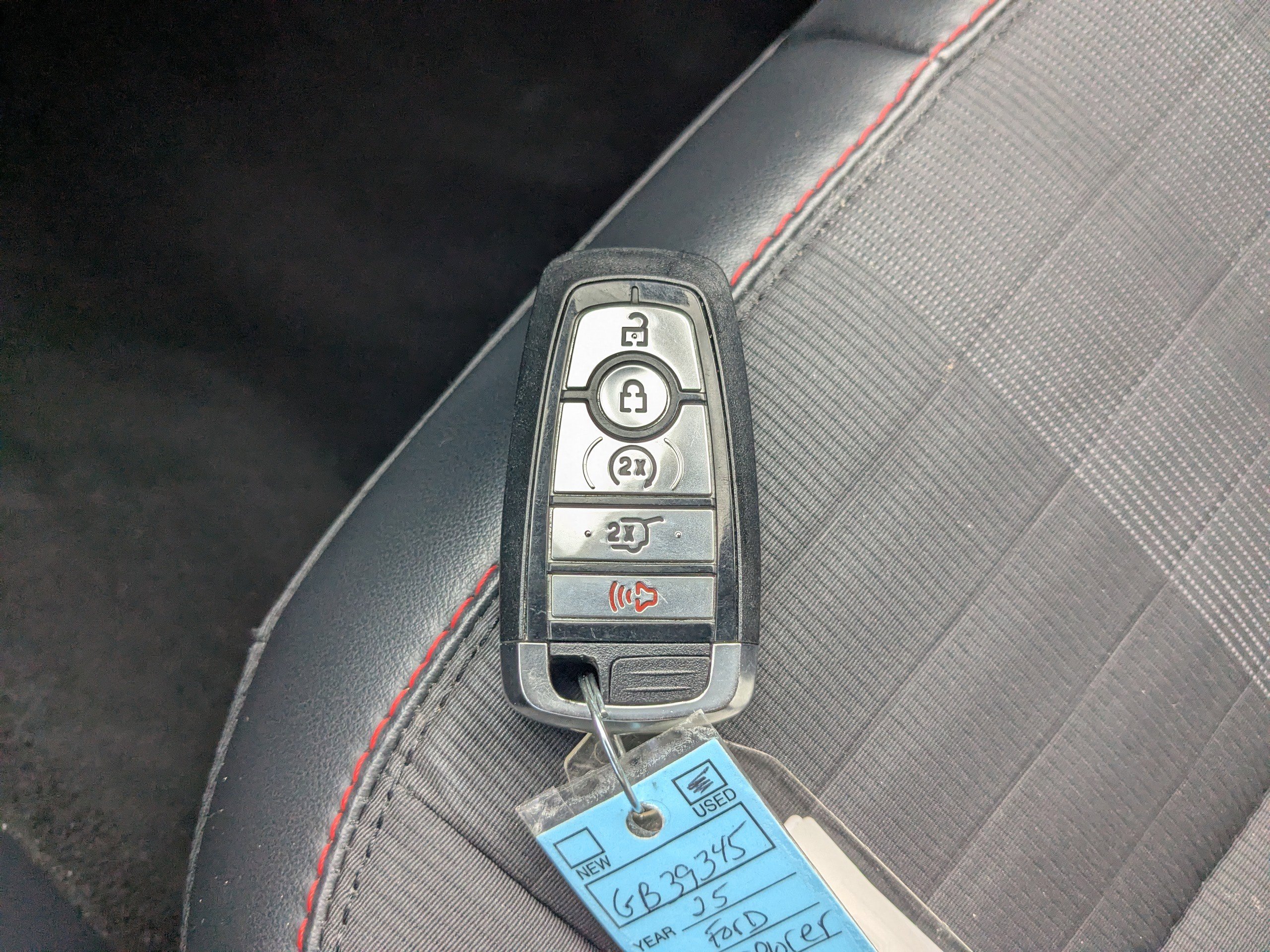 Used 2025 Ford Explorer ST-Line w/ ST-Line Street Pack image 34