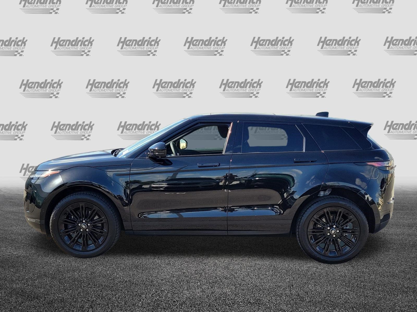 Used 2025 Land Rover Range Rover Evoque S AWD/4WD image 4