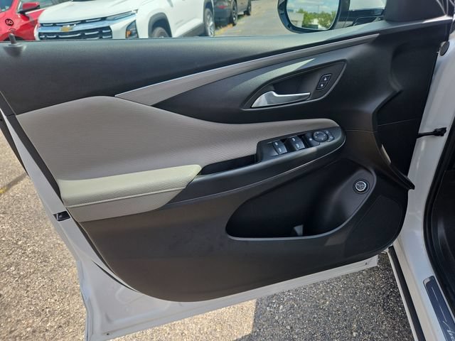 Used 2025 Buick Envista Preferred FWD image 11