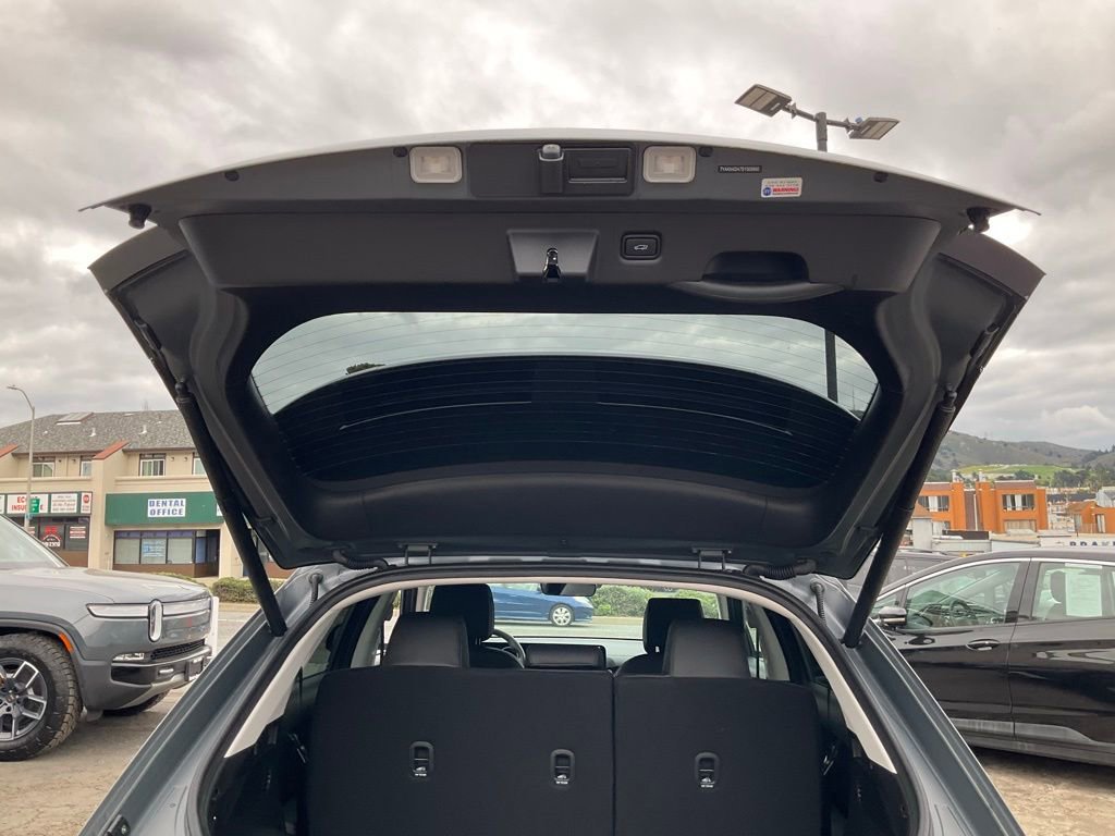 Used 2025 Hyundai Ioniq 5 SEL image 10