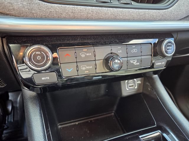 Used 2024 Jeep Compass Sport AWD/4WD image 26