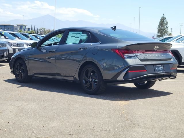 New 2026 Hyundai Elantra SEL Sport Premium FWD image 3