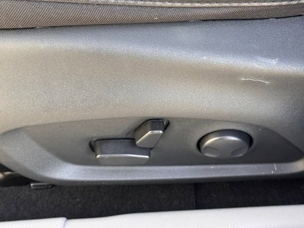 Used 2022 Jeep Compass Limited w/ Mopar Graphics Package image 18