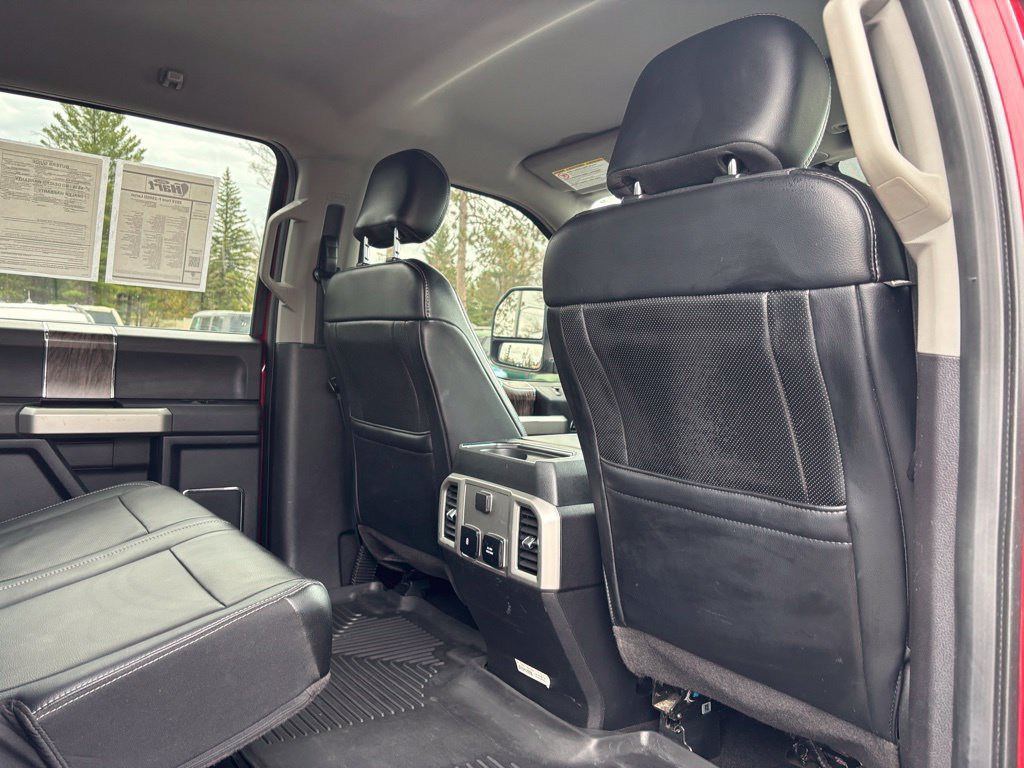 Used 2019 Ford F250 Lariat w/ Lariat Ultimate Package AWD/4WD image 15