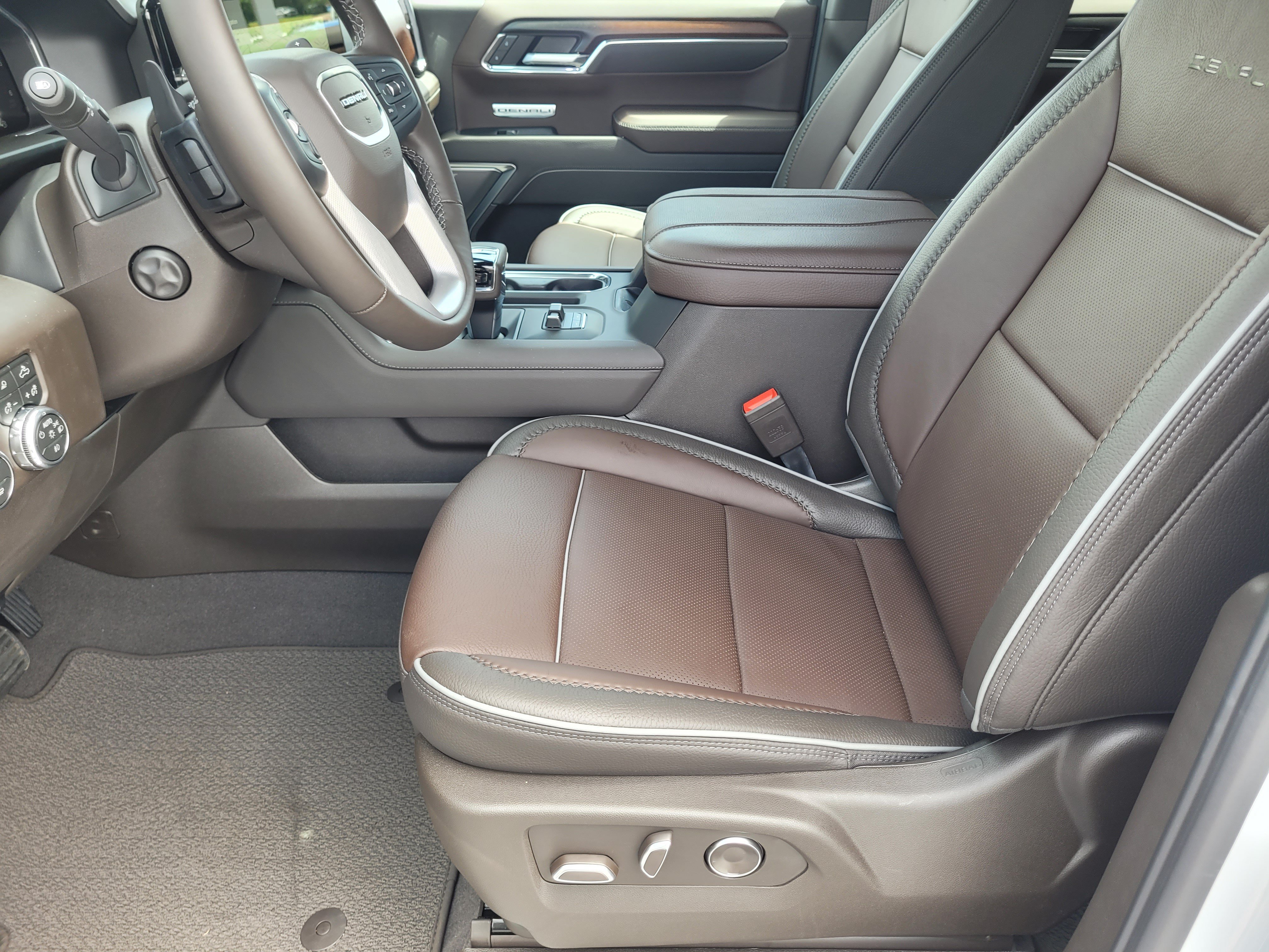 New 2026 GMC Sierra 1500 Denali AWD/4WD image 21