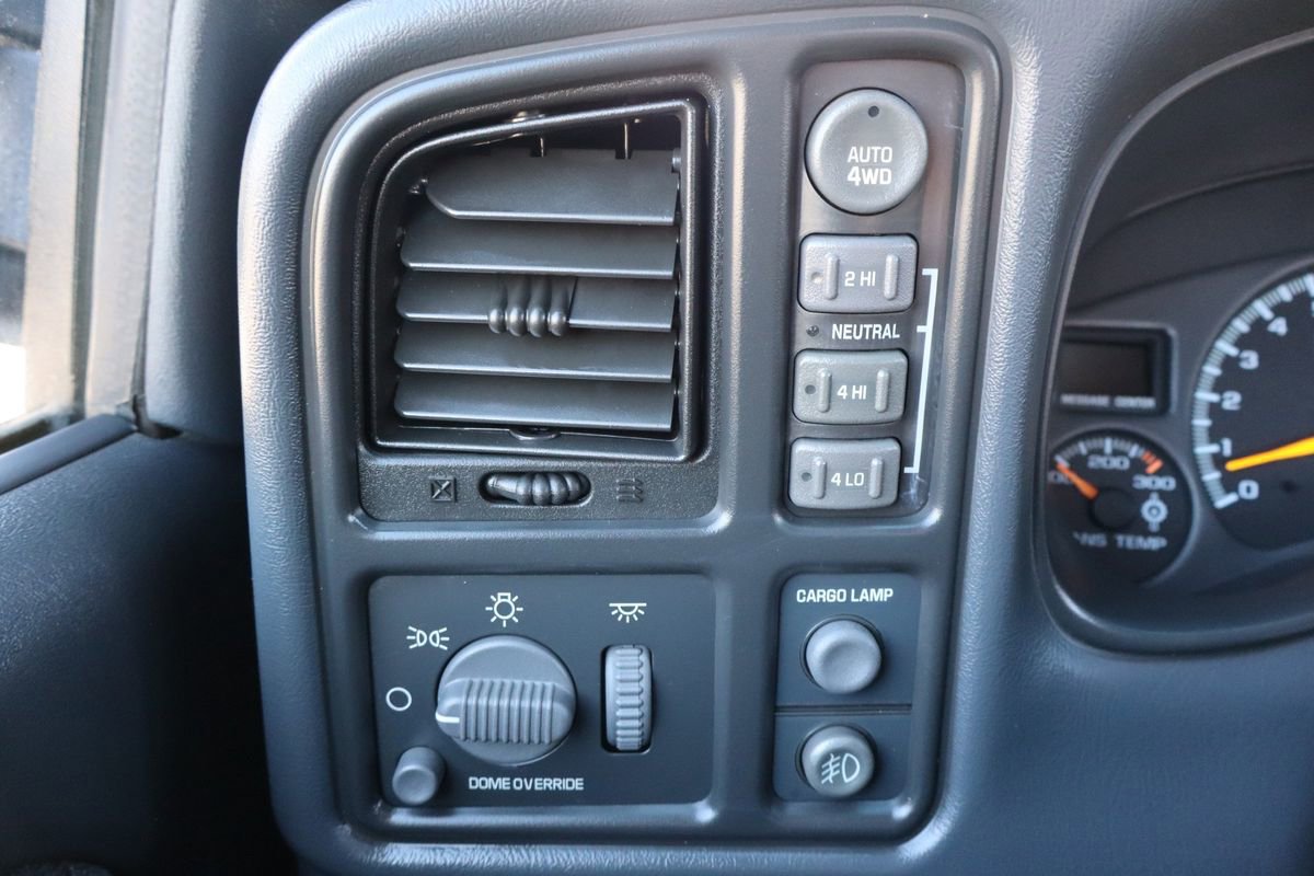 Used 2000 GMC Sierra 2500 SLE image 26
