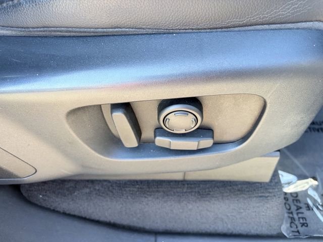 Used 2020 Land Rover Discovery HSE image 20