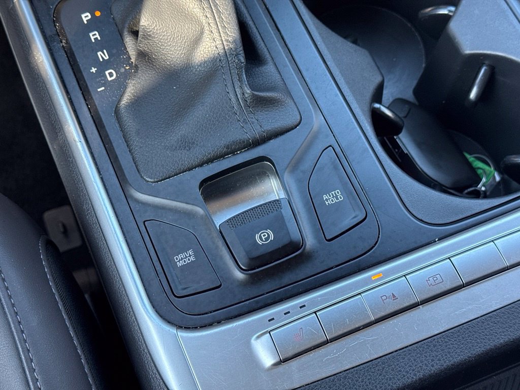 Used 2026 Kia Carnival FWD image 27