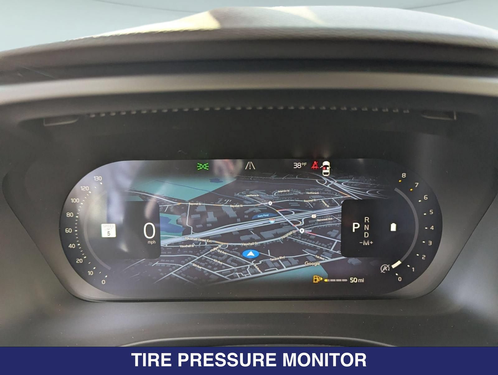 New 2026 Volvo XC40 B5 Plus w/ Protection Package Premier AWD/4WD image 14