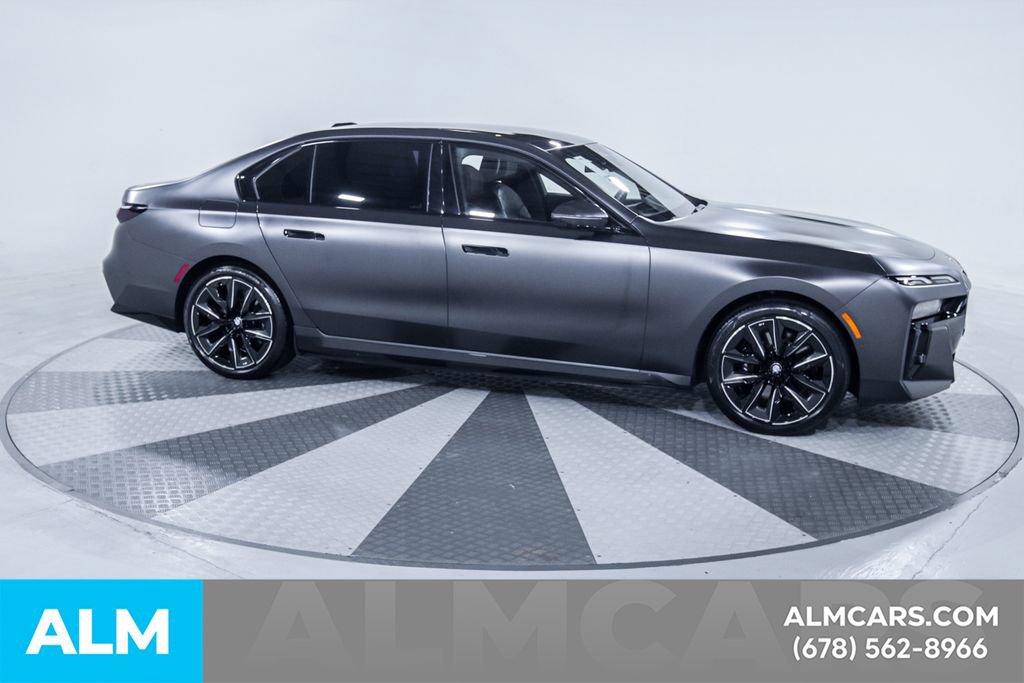 Used 2024 BMW i7 eDrive50 w/ M Sport Package RWD image 11