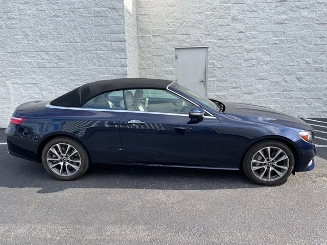 Used 2019 Mercedes-Benz E 450 4MATIC Cabriolet image 2
